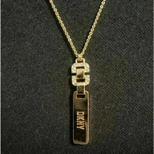 DKNY Gold Tone 38'' Crystal Adjustable Pendant Necklace NWOT